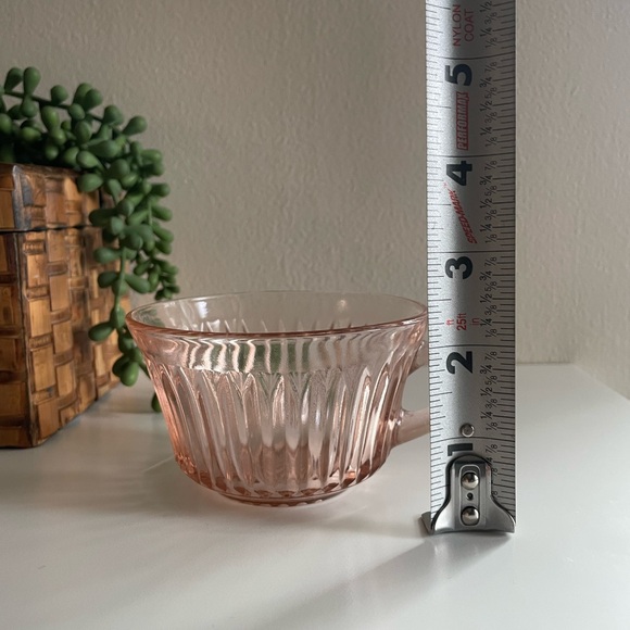 Pink Depression Teacup Set - Picture 13 of 13